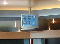 A vend�kek sz�m�ra inform�ci�kat megjelen�t� monitor.